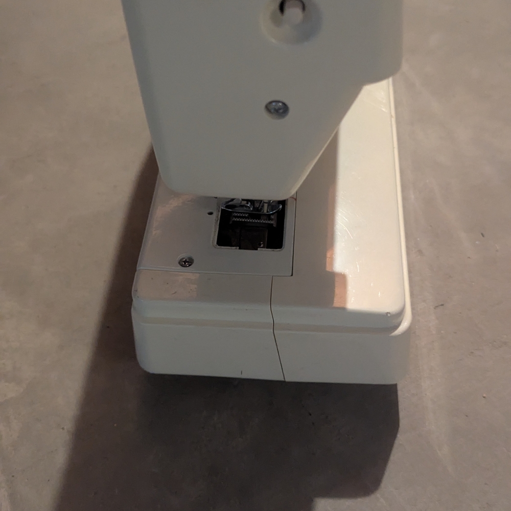 Vintage Like NEW Brother VX-950 Portable Embroidery & Sewing Machine - Picture 5 of 13